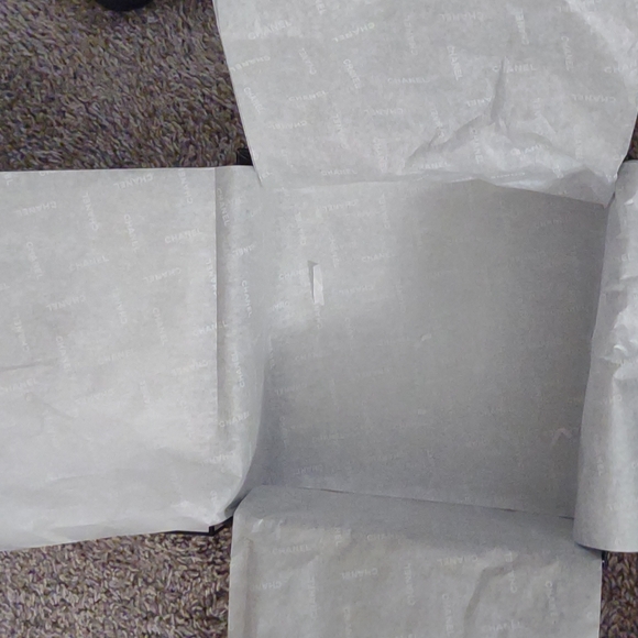 Authentic Chanel Gift Box - Picture 8 of 12